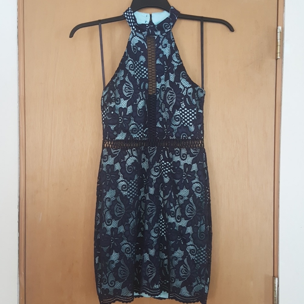 Dress - Picture 2 of 5